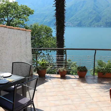Casa Roccia Apartamento Pino Lago Maggiore