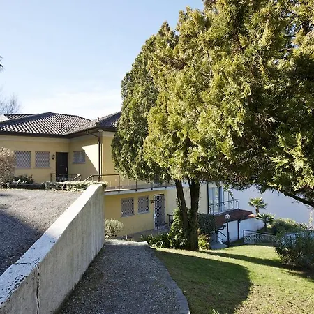 Casa Roccia Apartamento Pino Lago Maggiore